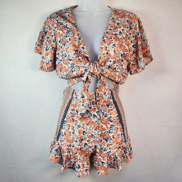 Free People Pants - Free People Boho Chic Floral Surf Date Romper Front Tie Side Zipper Ruffle Hem M
